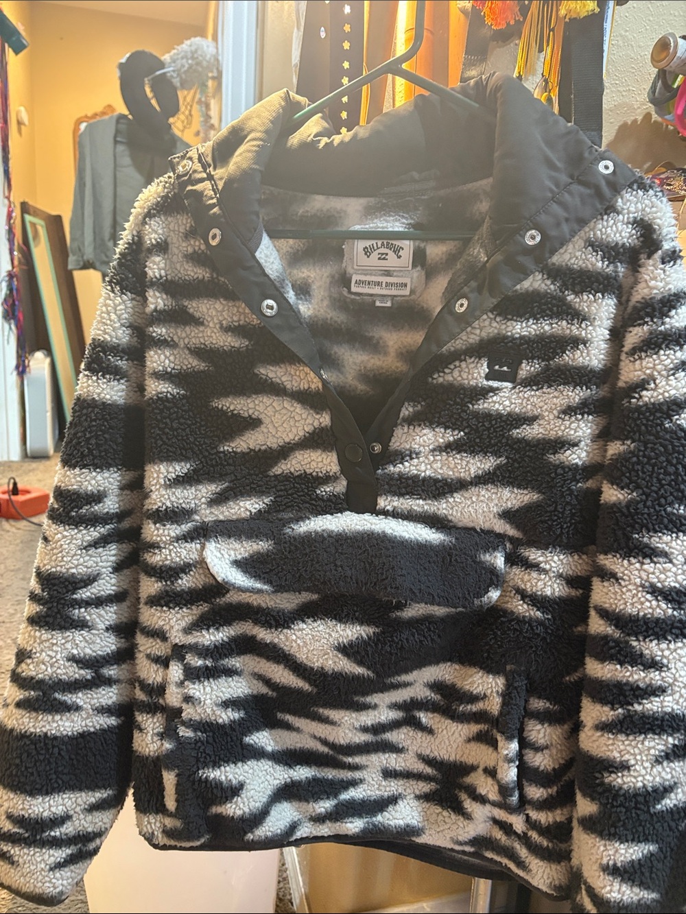 Billabong Black & White Sherpa Pullover
